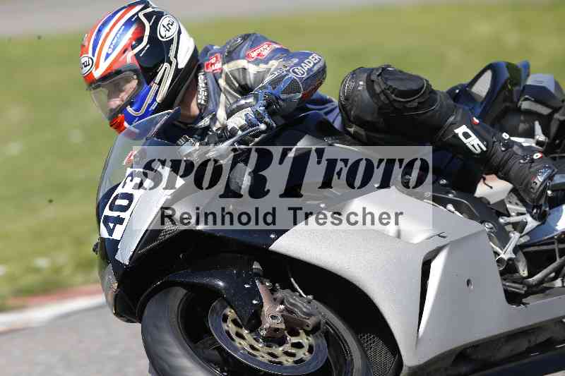 /43 08.08.2025 Discover the Bike ADR/Race 3 rot/403